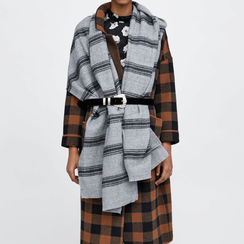 ZARA Women's Striped Scarves:Grey